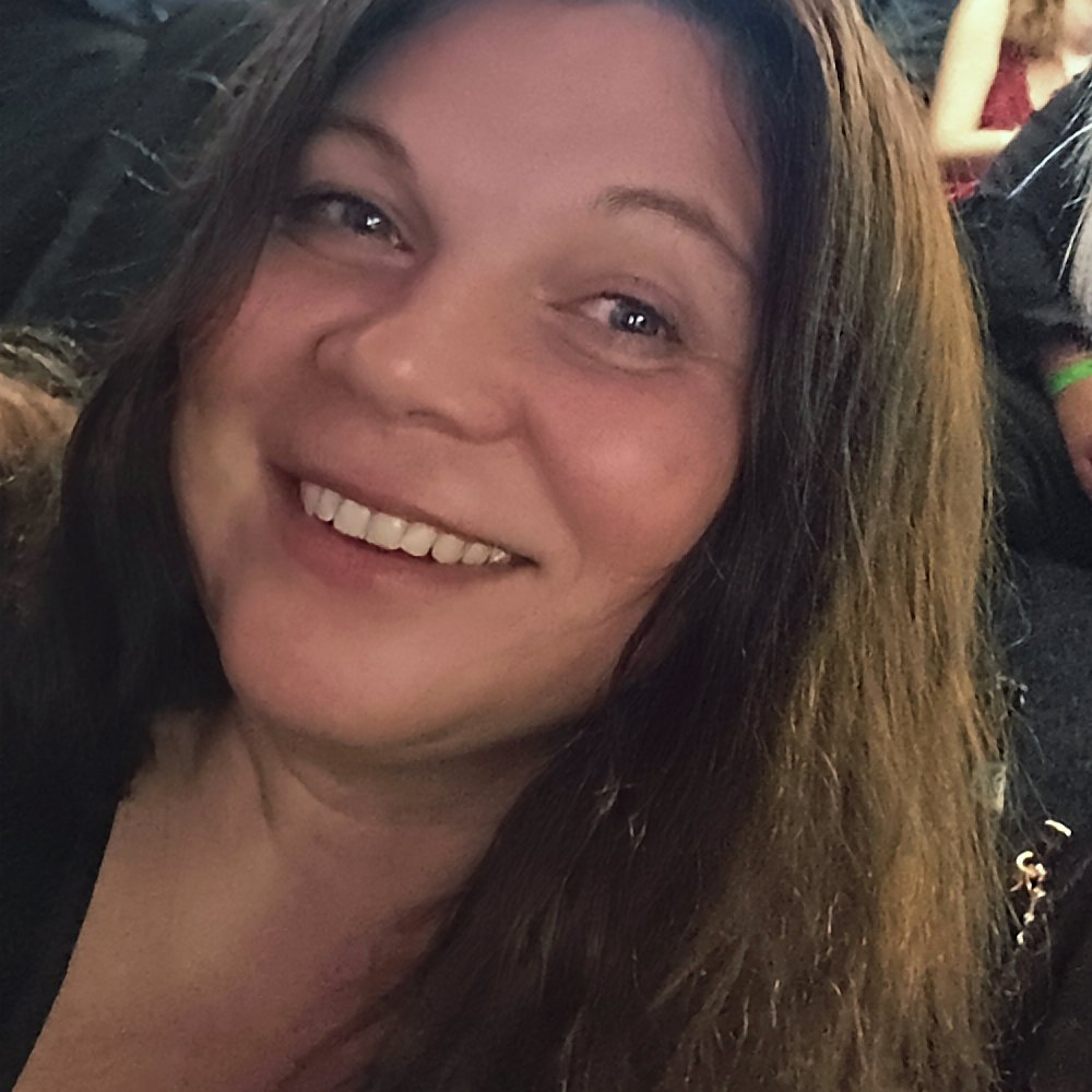 Heike Schuller lächelnd